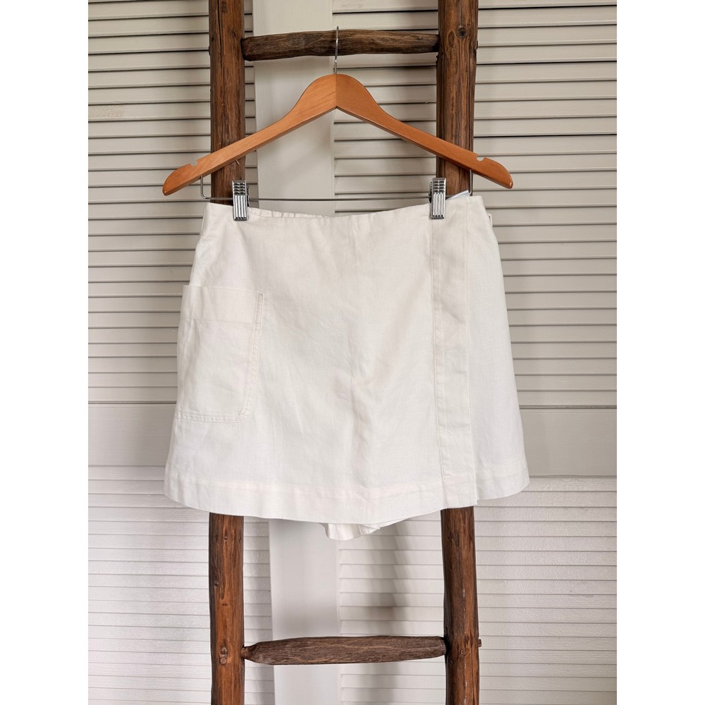 Women's White Skort - Classic Casual